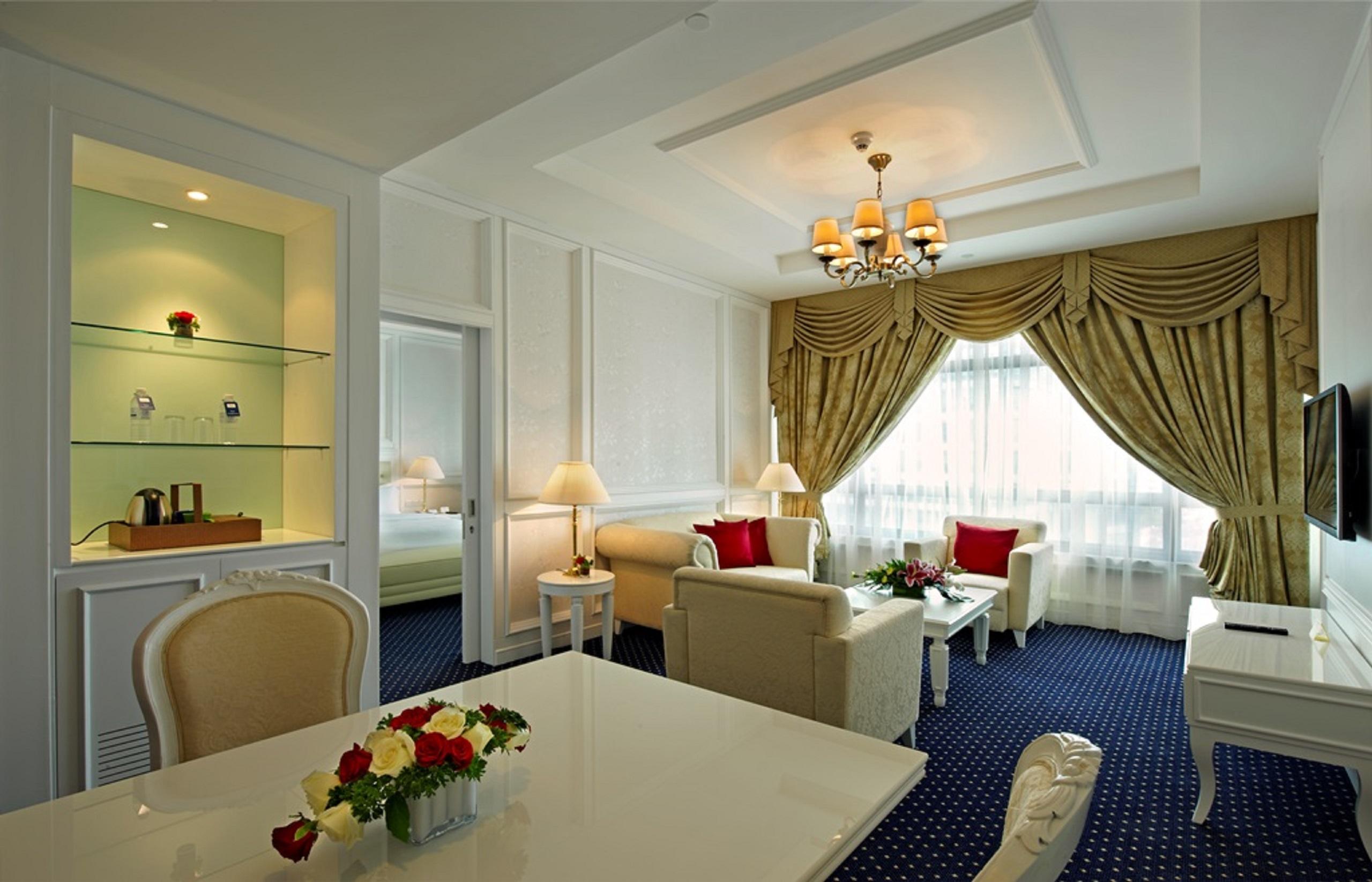 Royale Chulan Damansara Hotel Petaling Jaya Exterior photo